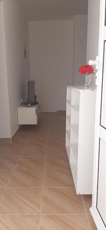 Ban Apartmani Budva Eksteriør bilde