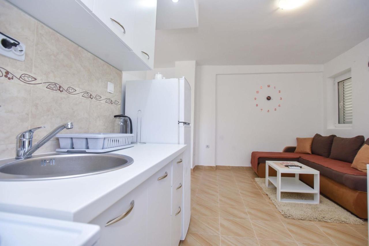 Ban Apartmani Budva Eksteriør bilde